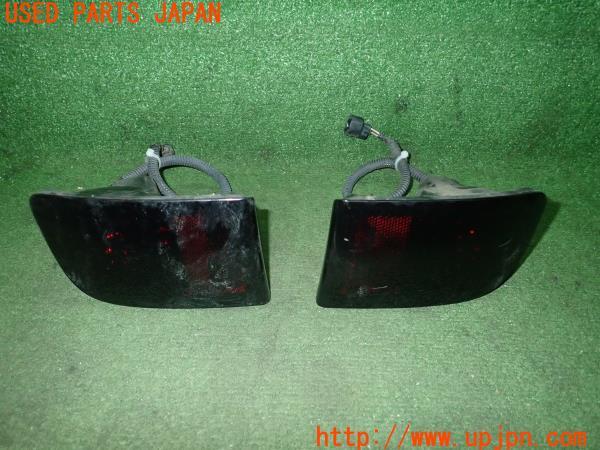 3UPJ=21580558]ハイラックスサーフ(TRN215W)後期 純正 バックフォグランプ 中古_m0