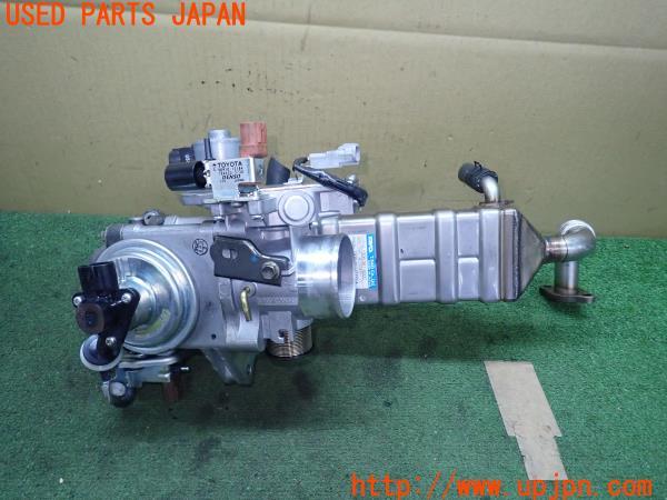 3UPJ=21690113]ハイラックスサーフ(KDN215W)前期 純正 EGRユニット スロットル リサキュレーション 中古_m2