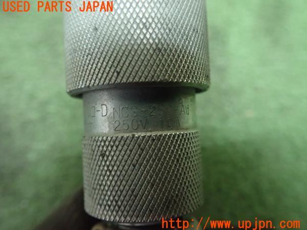 3UPJ=21700512]ジープラングラー(TJ40S)社外 メタルコネクター 配線 2極 中古_m4