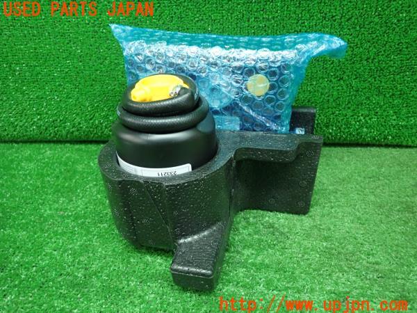 3UPJ=21790625]BMW M2 クーペ(1H30 F87)純正 パンク修理キット 中古_m3