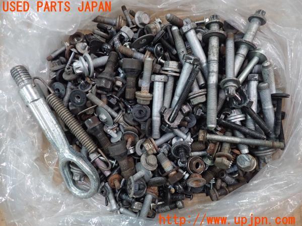 3UPJ=21810720]BMW Z4 sDrive35i(LM30 E89)ネジ・ナット・ステー類 ジャンク_m0