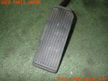3UPJ=21830631]シルビア K's(S14)前期 純正 アクセルペダル 中古_s1