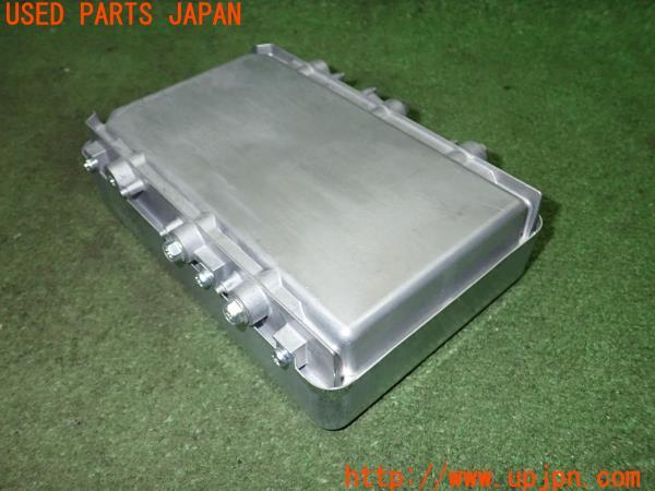 3UPJ=21960581]プリウス(ZVW60)純正 28912-24012 電源コントロールユニット 中古_m2