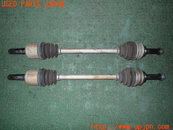 3UPJ=22160310]インプレッサ WRX STI(GC8 E型)社外 リアドライブシャフト 中古_m0