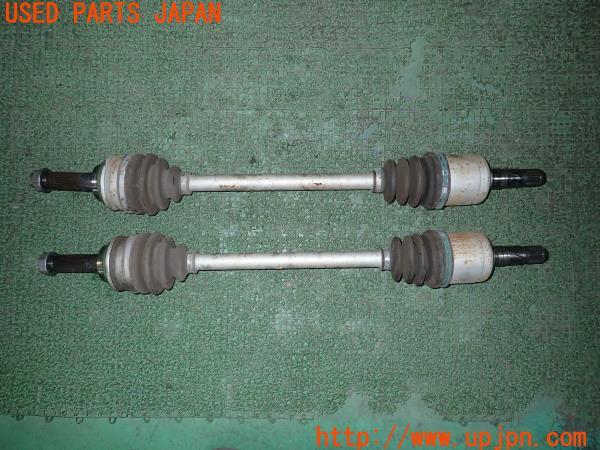 3UPJ=22160310]インプレッサ WRX STI(GC8 E型)社外 リアドライブシャフト 中古_m3