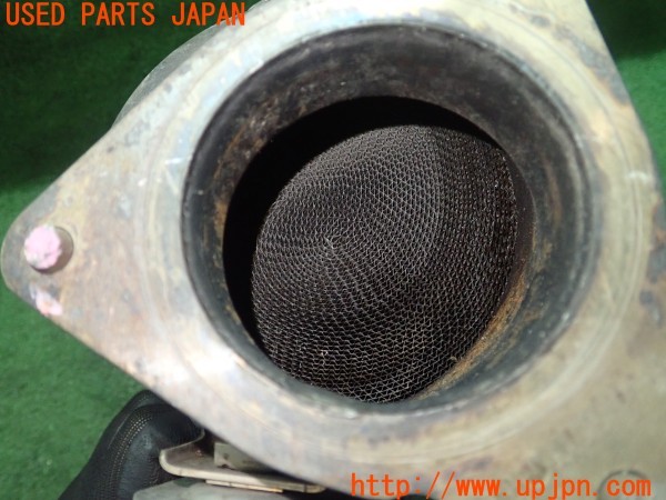 3UPJ=22190159]ベントレー コンチネンタル GT(BCBEB)純正 触媒 マニバーター マテリアル 約3.9Kg 切断加工品 ジャンク_m2