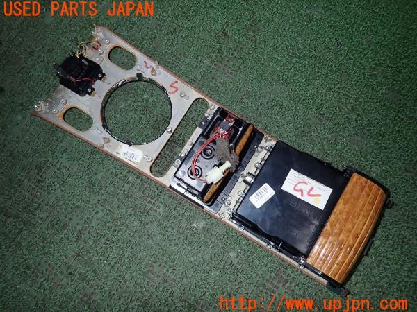 3UPJ=22190621]ベントレー コンチネンタル GT(BCBEB)純正 3W0832249 センターコンソール① 中古_m3