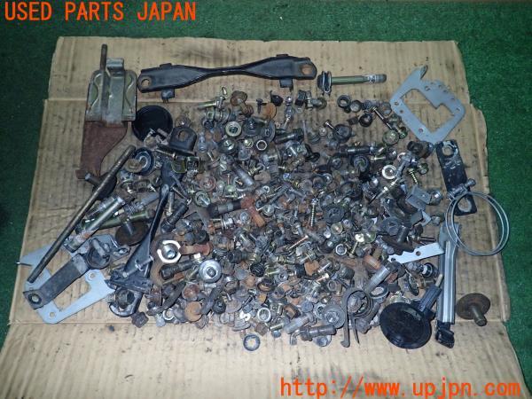3UPJ=22320720]ランクル60(HJ61V(改))後期 ネジ・ナット・ステー類 セット ジャンク_m0