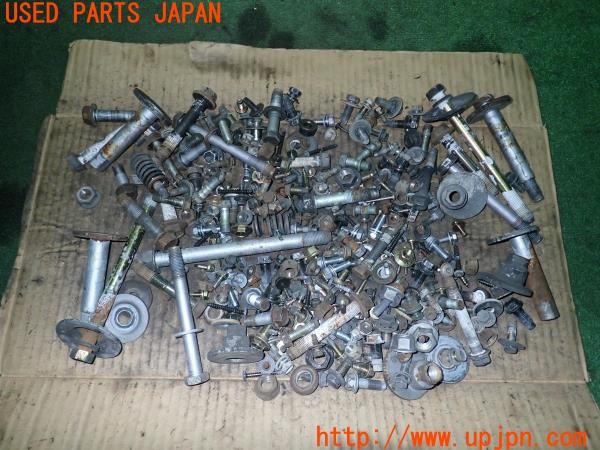 3UPJ=22330720]ハイラックスサーフ(KZN185W)前期 ネジ・ナット・ステー類 セット ジャンク_m0