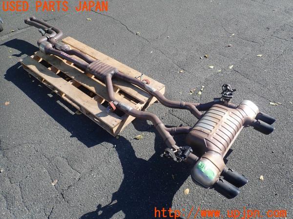 3UPJ=22390152]BMW M4 クーペ コンペティション(3C30 F82)純正 マフラー 中古 【引取限定】_m0