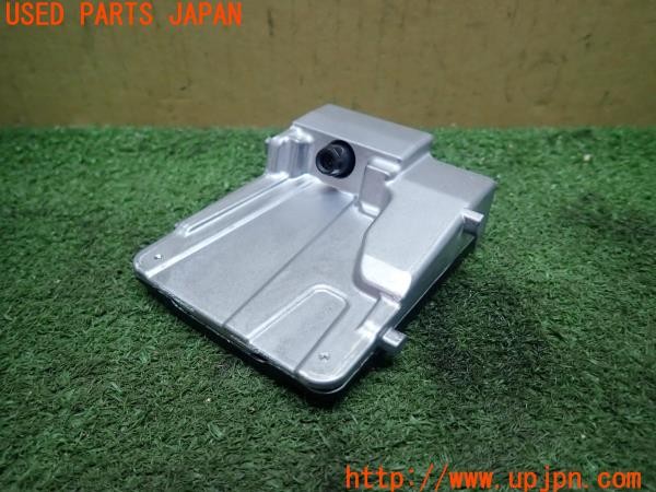 3UPJ=22410560]カローラ ハイブリッド(ZWE214)純正 8646C-12031 フロントカメラ 中古_m0