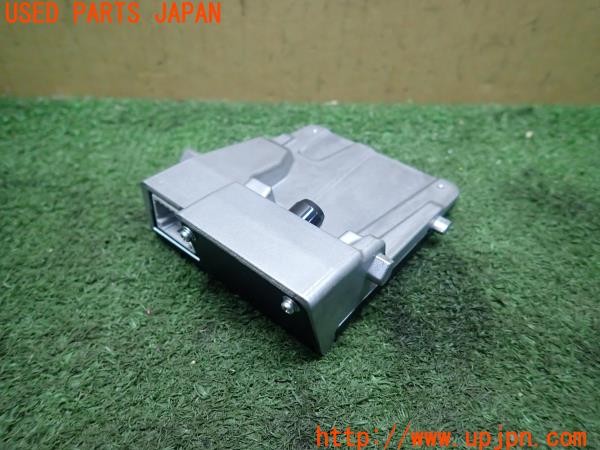 3UPJ=22410560]カローラ ハイブリッド(ZWE214)純正 8646C-12031 フロントカメラ 中古_m1