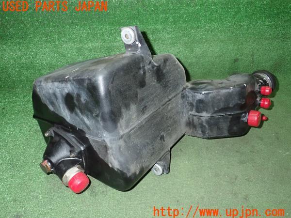 3UPJ=22550112]マセラティ クーペ(MCP)純正 オイルキャッチタンク エンジンオイルタンク 中古_m1