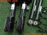 3UPJ=22640411]スイフトスポーツ(ZC33S)純正 ストラット 中古_s3