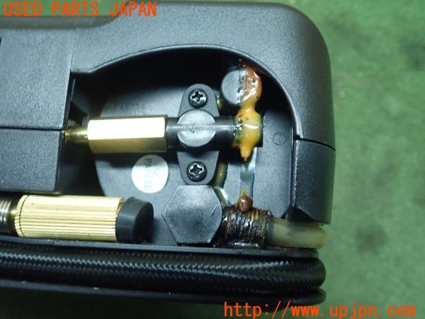 3UPJ=22800625]シボレー カマロ 5th LT RS(型式不明)前期 純正 パンク修理キット 中古_m3