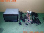 3UPJ=22810565]ランクルプラド(KZJ78W)後期 carrozzeria カロッツェリア AVIC-RZ06 メモリーナビ 2015年度版 中古_s0