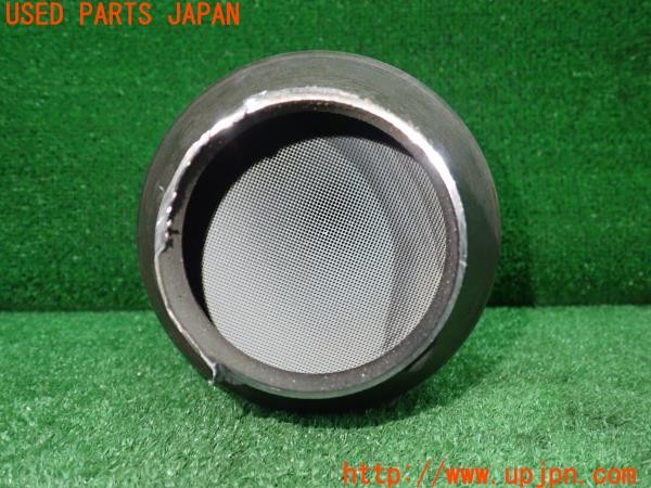 3UPJ=22940159]BMW 218d(2C20 F45)純正 触媒 マニバーター マテリアル 約1.4kg 切断加工品 ジャンク_m3