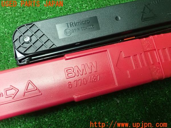 3UPJ=22940640]BMW 218d(2C20 F45)純正 TRimicro 三角表示板 27R034006 停止表示板 ケース付 中古_m3