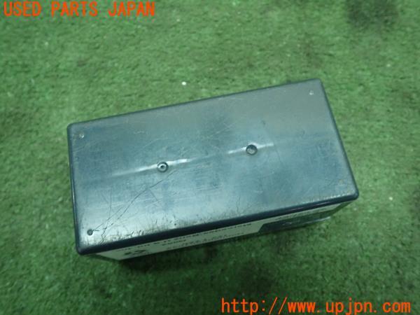 3UPJ=22950554]ベンツ C180 ステーションワゴン(205240C S205)純正 N000000004039 バックアップバッテリー 中古_m2