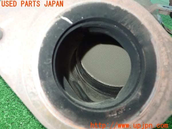 3UPJ=23020159]キックス(RP15)純正 触媒 中古_m2