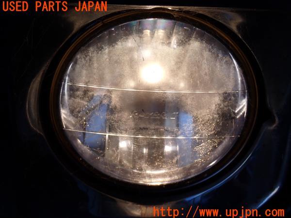 3UPJ=23150561]ランクル70(BJ74V)前期 RAYBRIG レイブリック ヘッドライト 中古_m4