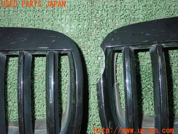 3UPJ=23190047]BMW X5(ZV30S E70)後期 純正加工? ラジエターグリル フロントグリル キドニーグリル 中古_m2