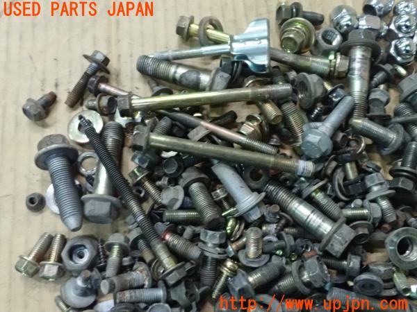 3UPJ=23220720]インプレッサワゴン WRX-STi(GF8 G型)ネジ・ナット・ステー類 ジャンク_m1