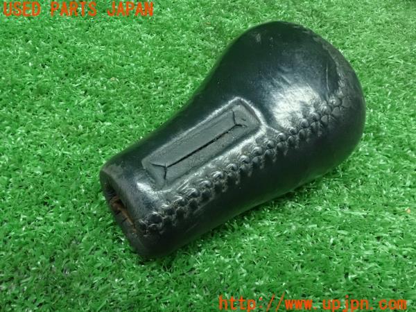 3UPJ=23430614]カローラレビン(AE111)TRD シフトノブ 5速MT用 中古_m1