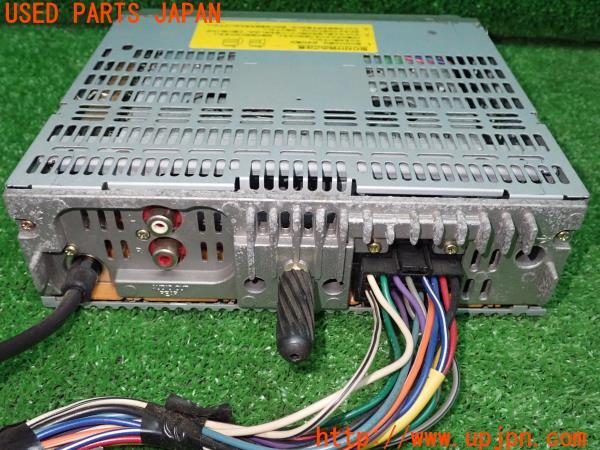 3UPJ=23700518]BMW Z3 ロードスター(CN22 E36/7)後期 SONY ソニー CDプレーヤー CDX-2600 オーディオ 中古_m1