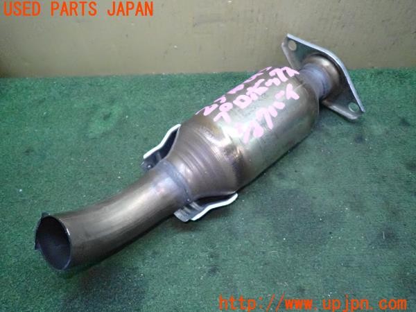 3UPJ=23780159]プロボックス(NHP160V)純正 触媒 マニバーター マテリアル 約1.8Kg 切断加工品 ジャンク_m0