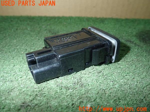 3UPJ=23800533]アルファード ハイブリッド(ATH10W)純正 パワーバックドア スイッチ② 中古_m2