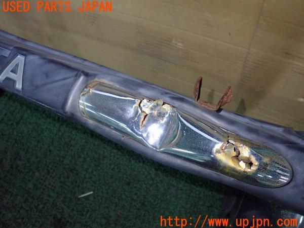 3UPJ=23870022]ハイラックスサーフ(KZN130W)後期 純正 フロントバンパーガード 中古_m2