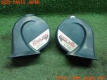 3UPJ=23870563]ハイラックスサーフ(KZN130W)後期 MITSUBA ミツバ ALPHA HORN アルファホーン MBH-2E11 MBL-2E12 ホーン 中古_s0