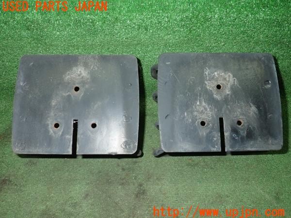 3UPJ=23950014]ジープ ラングラー スポーツ(TJ40S)社外 テールランプガード 中古_m3