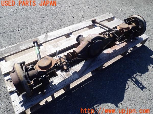 3UPJ=24080308]スプリンタートレノ GT-APEX(AE86)後期 純正 デフホーシング キャリパー 機械式LSD? 中古_m2