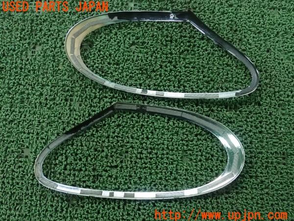 3UPJ=24210547]ジャガー XK8(JFDA X100)純正 テールモール 中古_m1