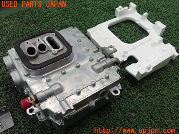 3UPJ=24260579]アウトランダーPHEV(GG2W)後期 純正 リアモーターコントロールユニット 9410A098 RMCU 中古_m2