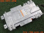 3UPJ=24280582]テスラ モデル S P90D(SWL2S2A)純正 リアジャンクションボックス 1048893-00-A 中古_s3