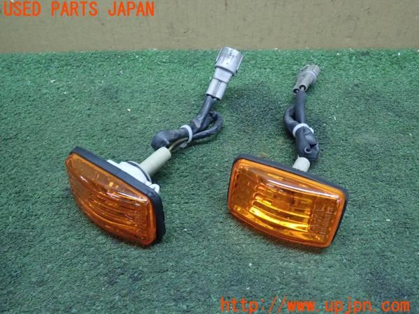 3UPJ=24340530]ランクルプラド(KZJ78W)後期 XACTA ザクタ 818-58313 サイドマーカー 中古_m0