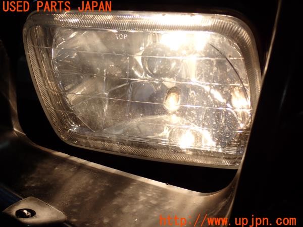 3UPJ=24340561]ランクルプラド(KZJ78W)後期 社外 H6052 H4 ヘッドライト 中古_m4