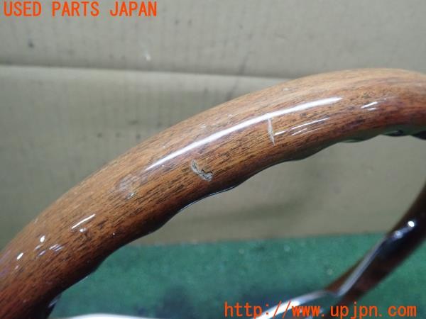 3UPJ=24340617]ランクルプラド(KZJ78W)後期 Peyton PAT.1712118 PAT.1211652 ウッドステアリング 350mm 中古_m3