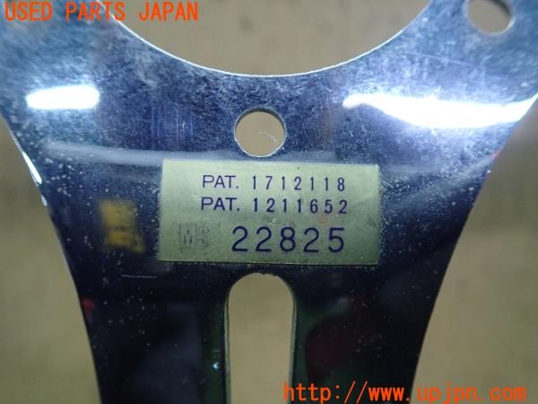 3UPJ=24340617]ランクルプラド(KZJ78W)後期 Peyton PAT.1712118 PAT.1211652 ウッドステアリング 350mm 中古_m4