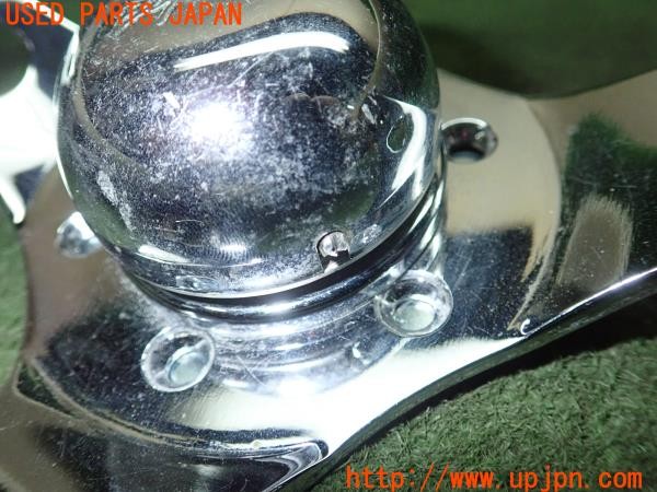 3UPJ=24500617]ランクルプラド(KZJ78W)後期 社外 ウッドステアリング 340mm BIG END ビッグエンド ホーンボタン付き 中古_m4