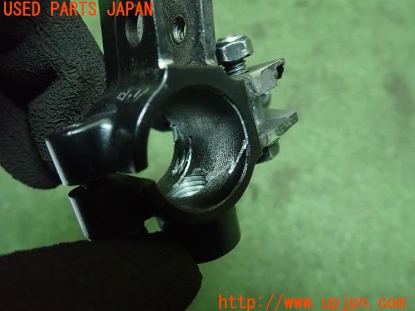 3UPJ=24630051]ヤマハ SR400(RH16J)純正 クラッチレバーホルダー 中古_m3