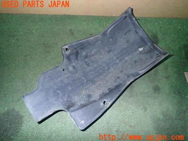 3UPJ=24630060]ヤマハ SR400(RH16J)純正 リアインナーフェンダー 中古_m2