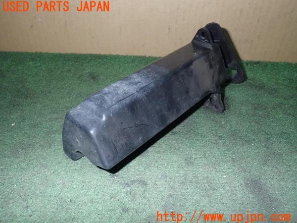 3UPJ=24630538]ヤマハ SR400(RH16J)純正 小物入れ 中古_m1