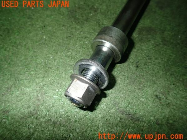 3UPJ=24630705]ヤマハ SR400(RH16J)純正 フロントアクスルシャフト 中古_m2