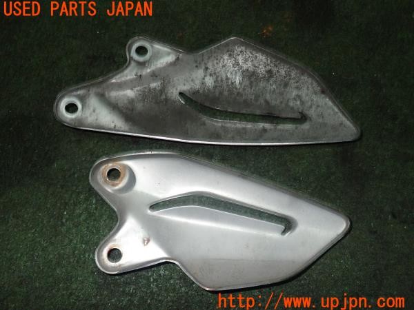 3UPJ=24640006]トライアンフ ストリートトリプル85(SMTTTL1166D)純正 ヒールガード 中古_m3