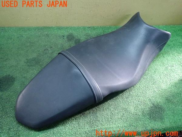 3UPJ=24640012]トライアンフ ストリートトリプル85(SMTTTL1166D)純正 2304083 SHAD シート 中古_m1