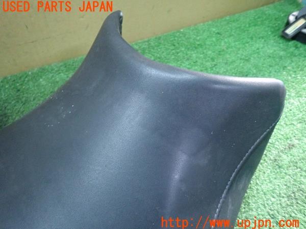 3UPJ=24640012]トライアンフ ストリートトリプル85(SMTTTL1166D)純正 2304083 SHAD シート 中古_m2